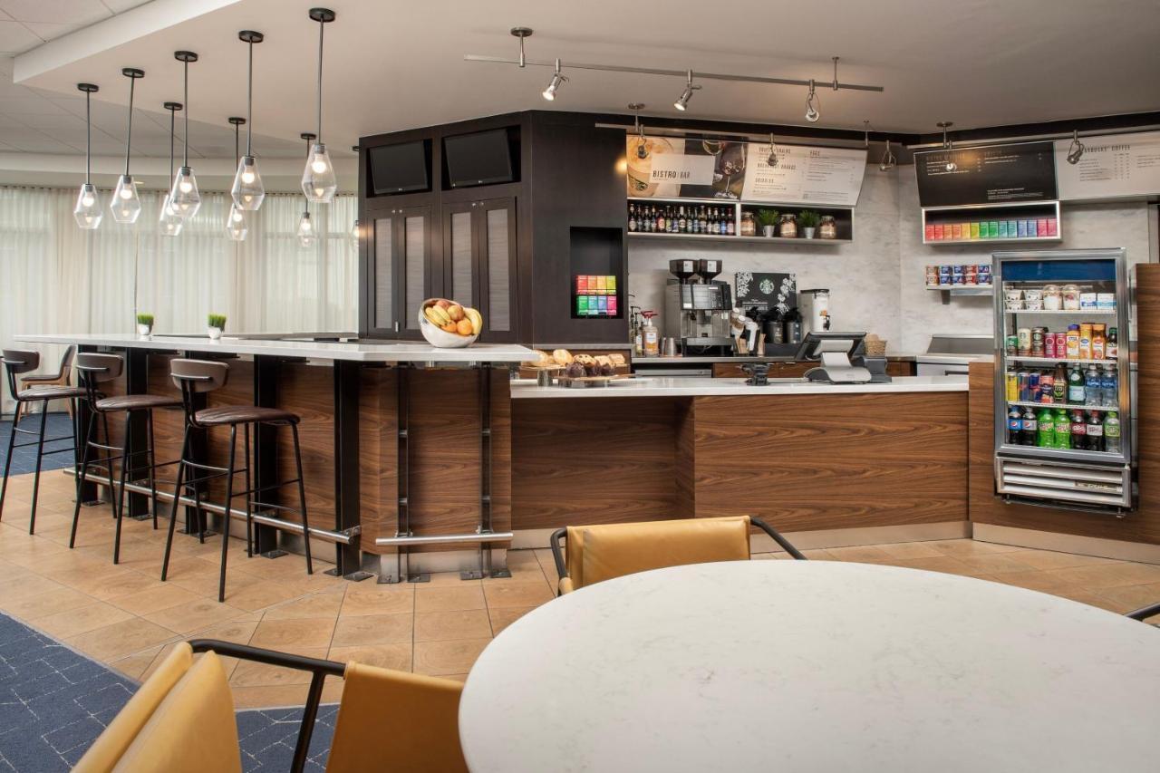Courtyard By Marriott Seattle Kirkland Hotel Екстериор снимка