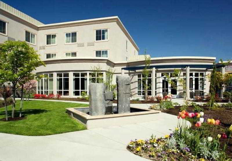 Courtyard By Marriott Seattle Kirkland Hotel Екстериор снимка